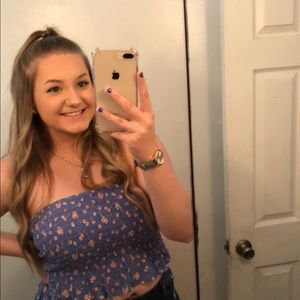 Meet your Posher, Talia